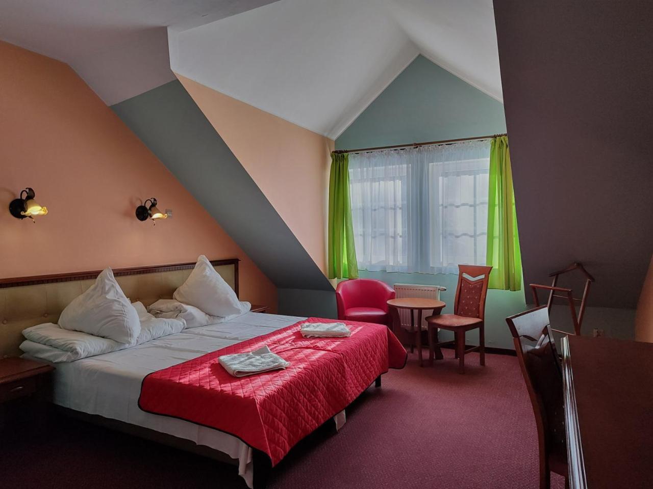 Hotel Dw Mieszko Karpacz Exterior foto